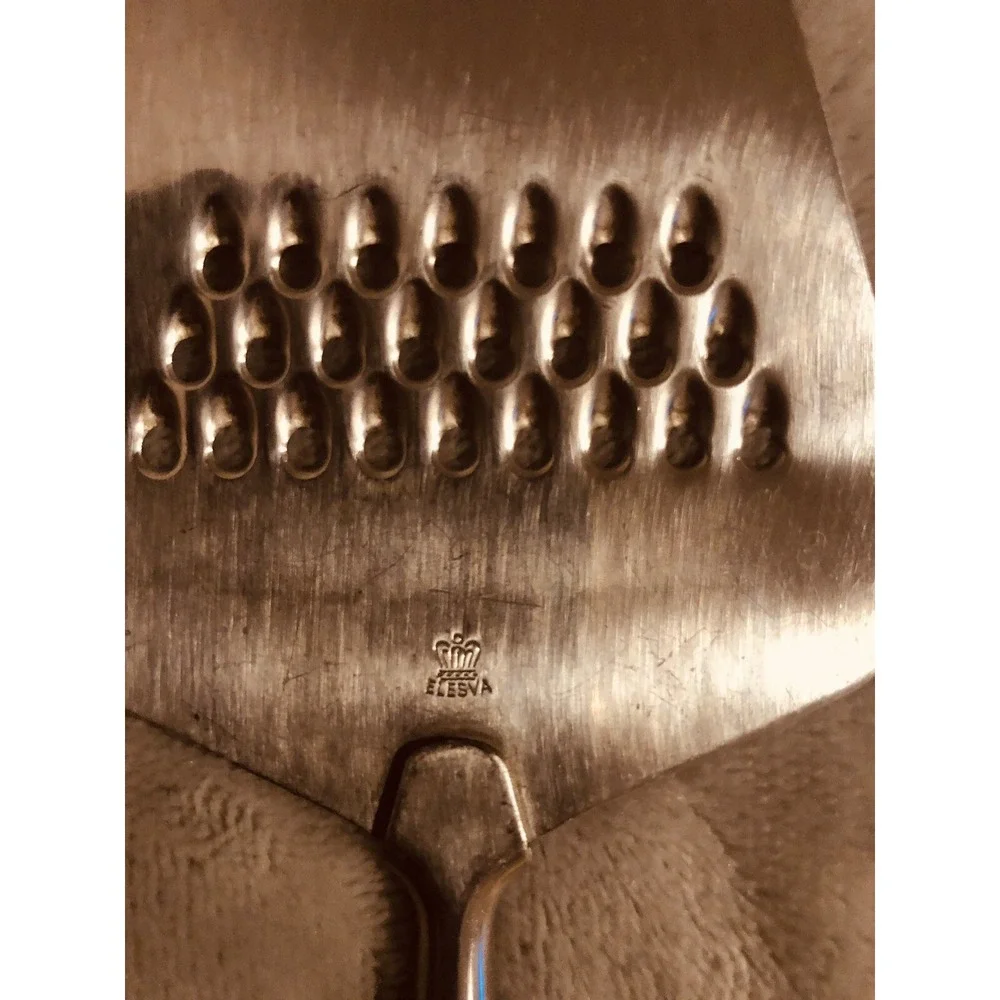 Vintage Elesva Holland Cheese Slicer Wooden‎ Handle